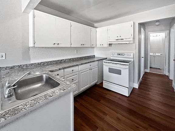 5th image of 3742-3746 Estelle Ave #3742