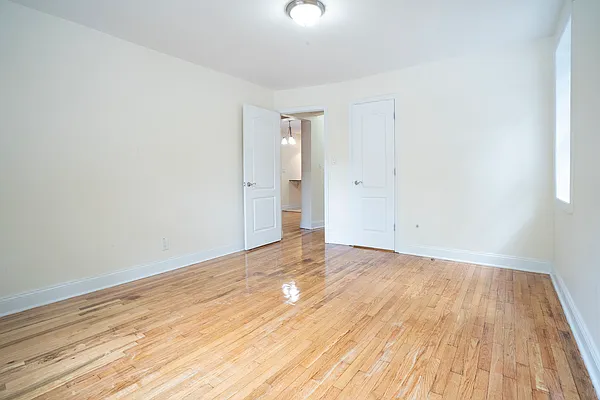 Rented by EXR | media 2