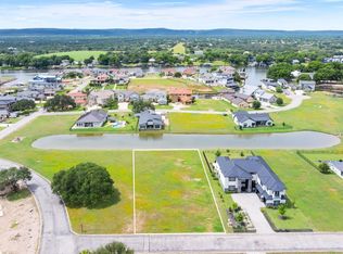 102 Summerlife Ln, Kingsland, TX 78639
