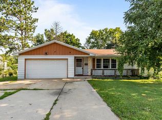 337 E Allouez Ave, Green Bay, WI 54301