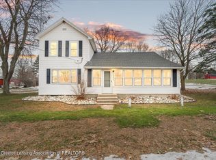 7902 N Welling Rd, Saint Johns, MI 48879