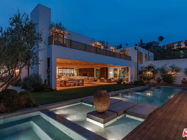 1307 N Doheny Dr, Los Angeles, CA 90069