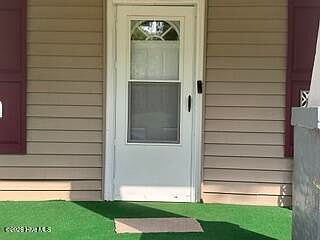 3rd image of 932 Walnut Street