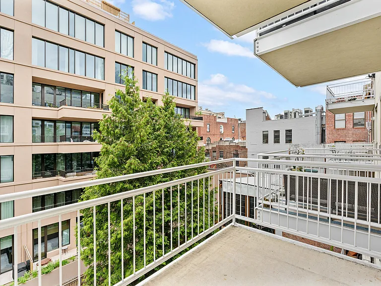 328 Dean St #3C — Photo 7