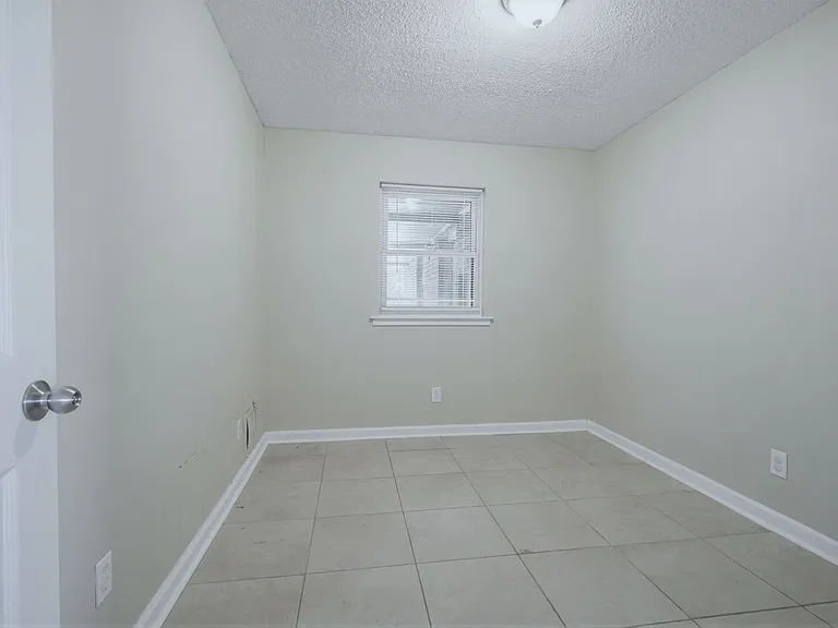 5471 Buena Vista Ave — Photo 12
