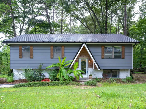 1609 Wendy Cir, Soddy Daisy, TN 37379