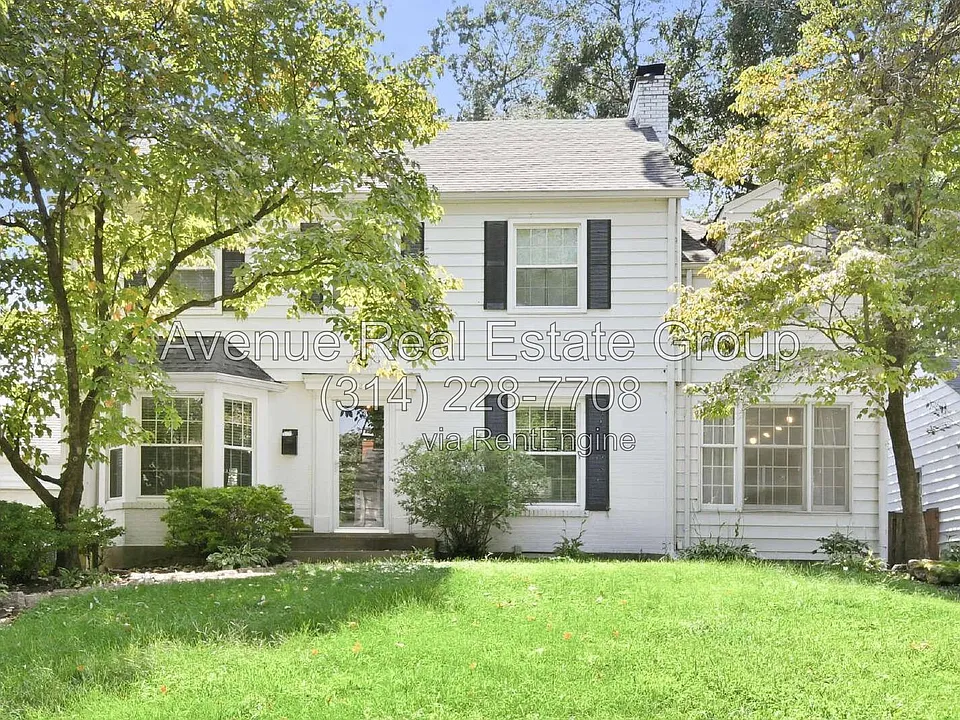 324 Oakley Ln