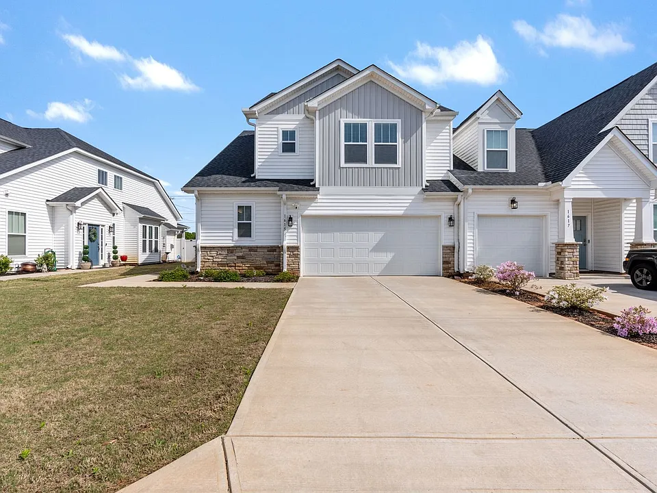 1615 Chelmsford Ct