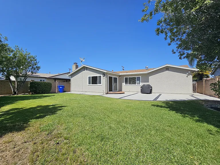 5424 Lodi St — Photo 33