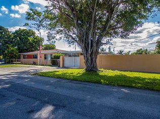398 E 57th St, Hialeah, FL 33013