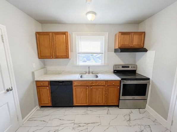 1030 Bristol Pike #1