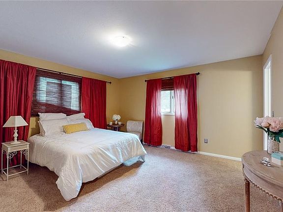 5th image of 2223 Darcy Ln