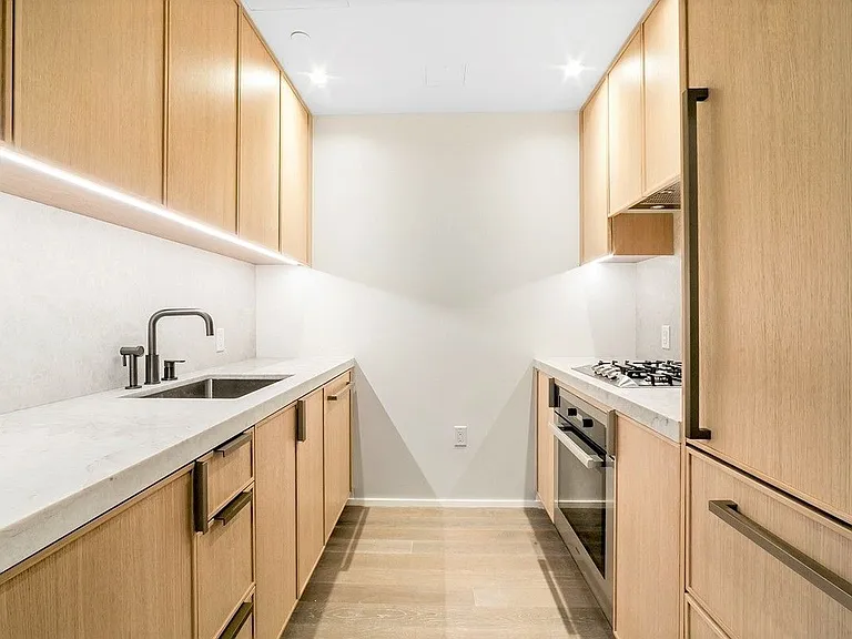 543 W 122nd St #15F — Photo 1