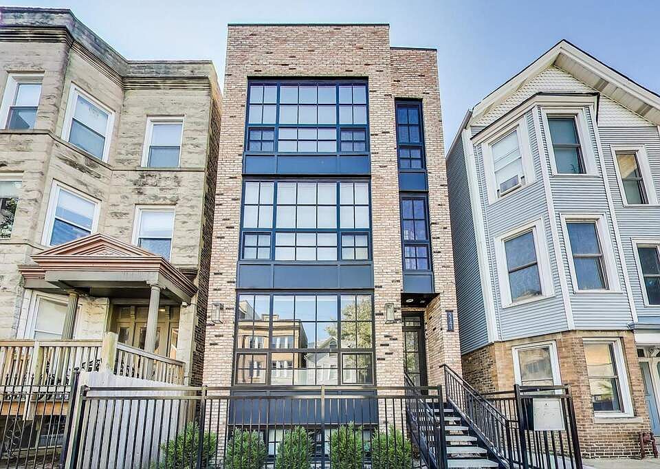 1st image of 2141 W Belmont Ave #3