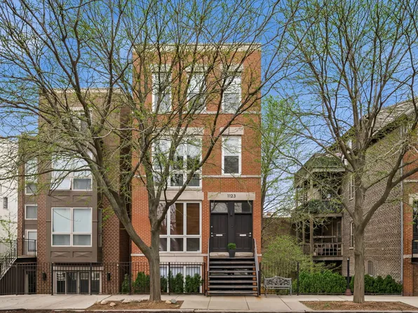 1123 W Chestnut St #2E, Chicago, IL 60642