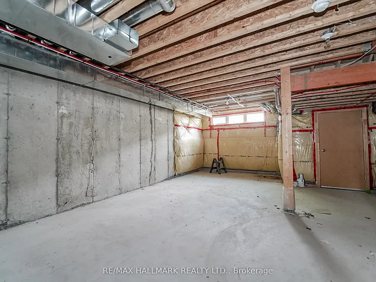 235 S Unionville Ave — Photo 31
