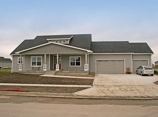 2842 Weston Dr, Ames, IA 50010