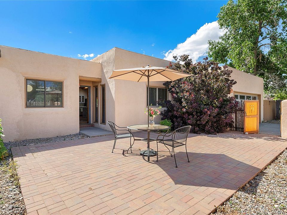 1st image of 2542 Camino Alfredo