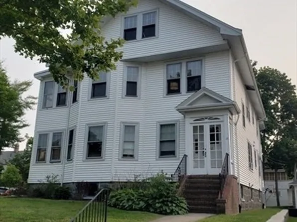 62 Greaton Rd #1, West Roxbury, MA 02132