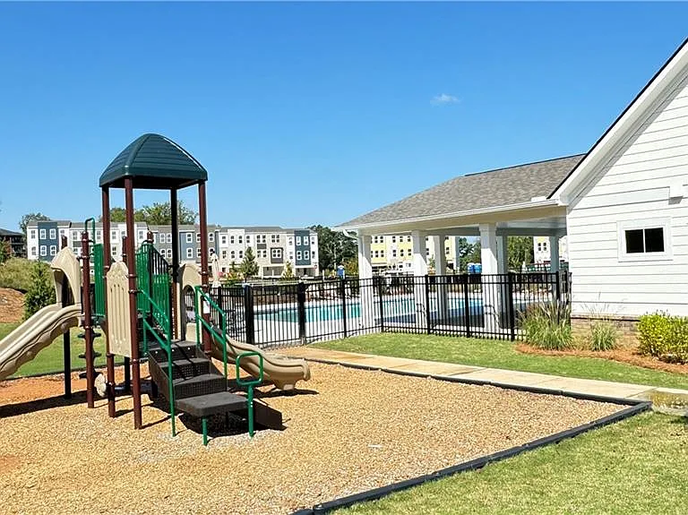 1475 Creekside Cir NW — Photo 42