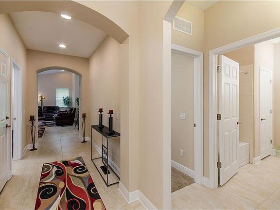 3rd image of 4816 Woods Landing Ln