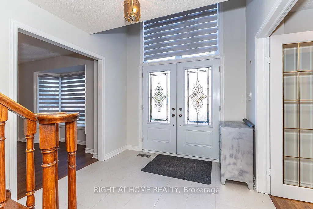 5 bed, $4,000 — Photo 2