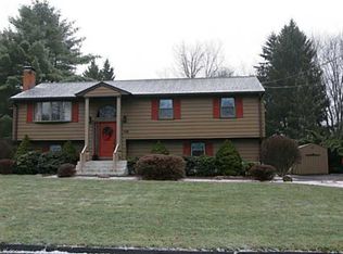 108 Windmill Ln, Newington, CT 06111