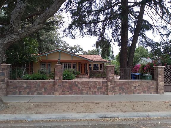 2nd image of 6601 Louise Ave #1