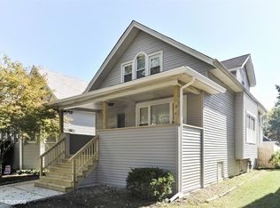 5923 W Byron St, Chicago, IL 60634