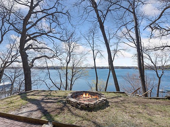 2nd image of 4877 Island View Dr
