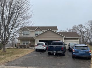6958 Sunflower Cir S, Cottage Grove, MN 55016