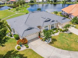 1506 Kelliwood Ct, Sun City Center, FL 33573