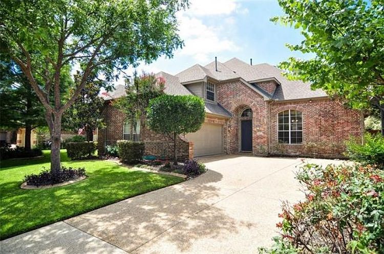 1st image of 2409 Brenham Dr