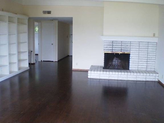 Living room w/shelving