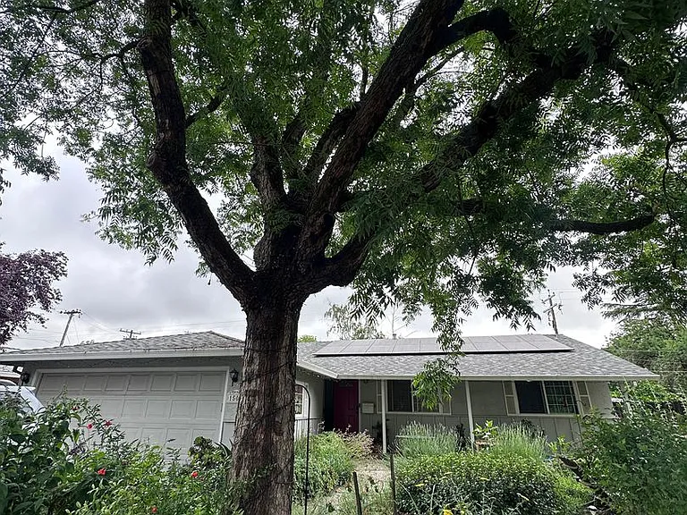 1506 Manzanita Ln — Photo 1