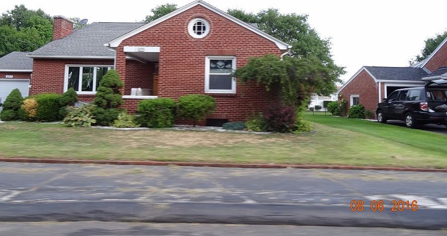 2nd image of 491 Winsor St