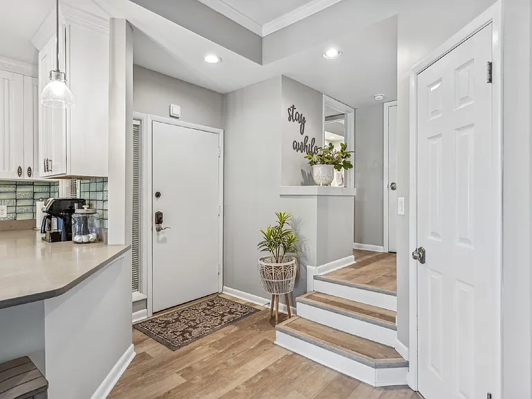 3 Shelter Cove Ln #7438 — Photo 3