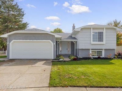38102 Chatham Ct, Sterling Heights, MI, 48310