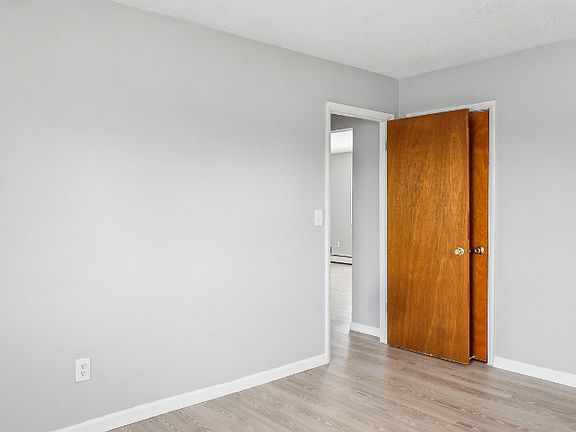 5th image of 537 Elberon Ave #247c1c0fe