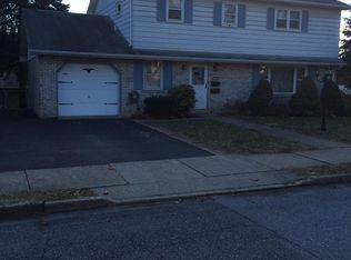 1413 Spring St, Bethlehem, PA 18018