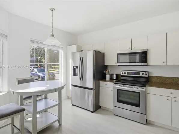 8231 SW 29th St, Miramar, FL 33025