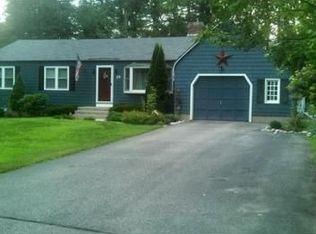 25 Galloway Rd, Chelmsford, MA 01824