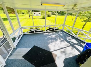 8 Loomis Park Rd, Wilkes Barre, PA 18706