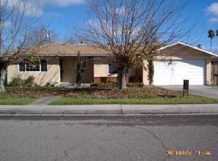 394 W Spring Ln, Lemoore, CA 93245