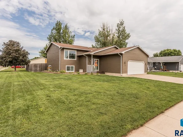 240 W Holly St, Tea, SD 57064