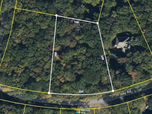 1207 Hay Rd, Dingmans Ferry, PA 18328