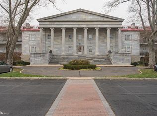 1 Academy Cir UNIT 105, Philadelphia, PA 19146