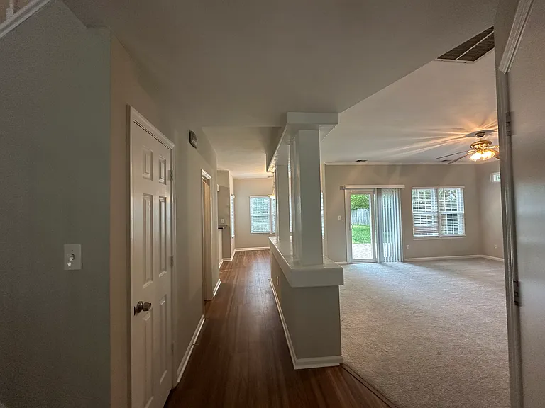 1840 Laurel Oak Ln — Photo 4