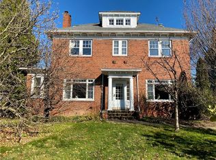 3289 Warrington Rd, Shaker Heights, OH 44120