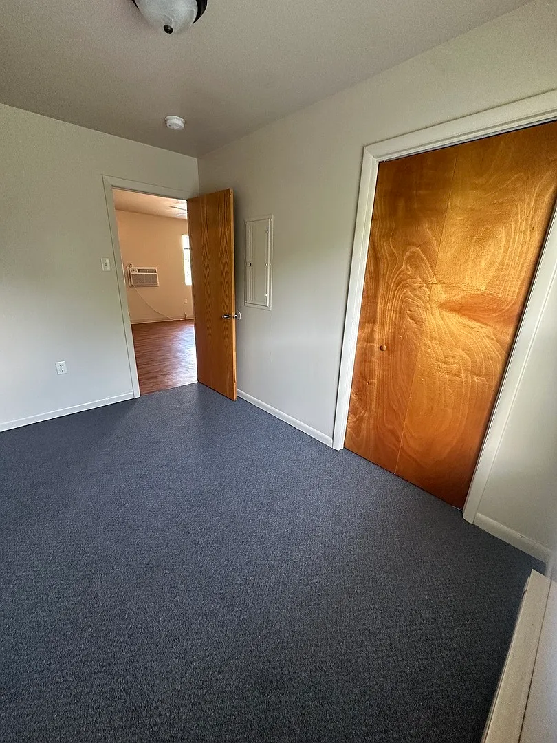 2 bed, 800 sqft, $1,400 — Photo 4